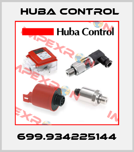 699.934225144 Huba Control